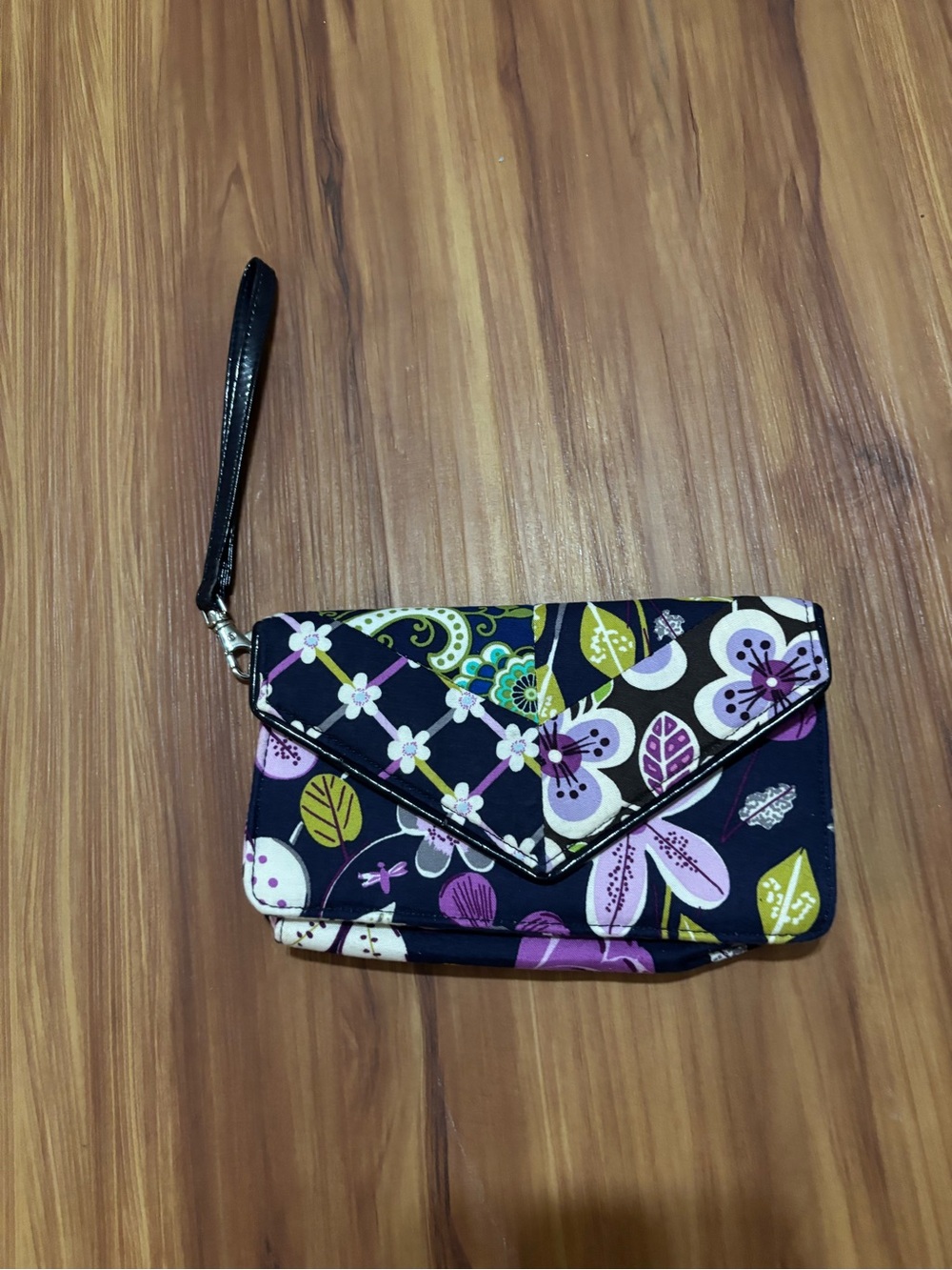 Vera Bradley Envelope Wallet Wristlet in Floral Nightingale NWOT